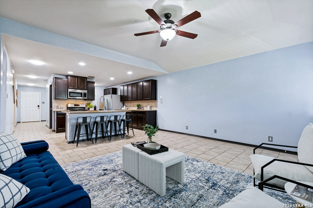 15138 Cinnamon Teal San Antonio TX 78253