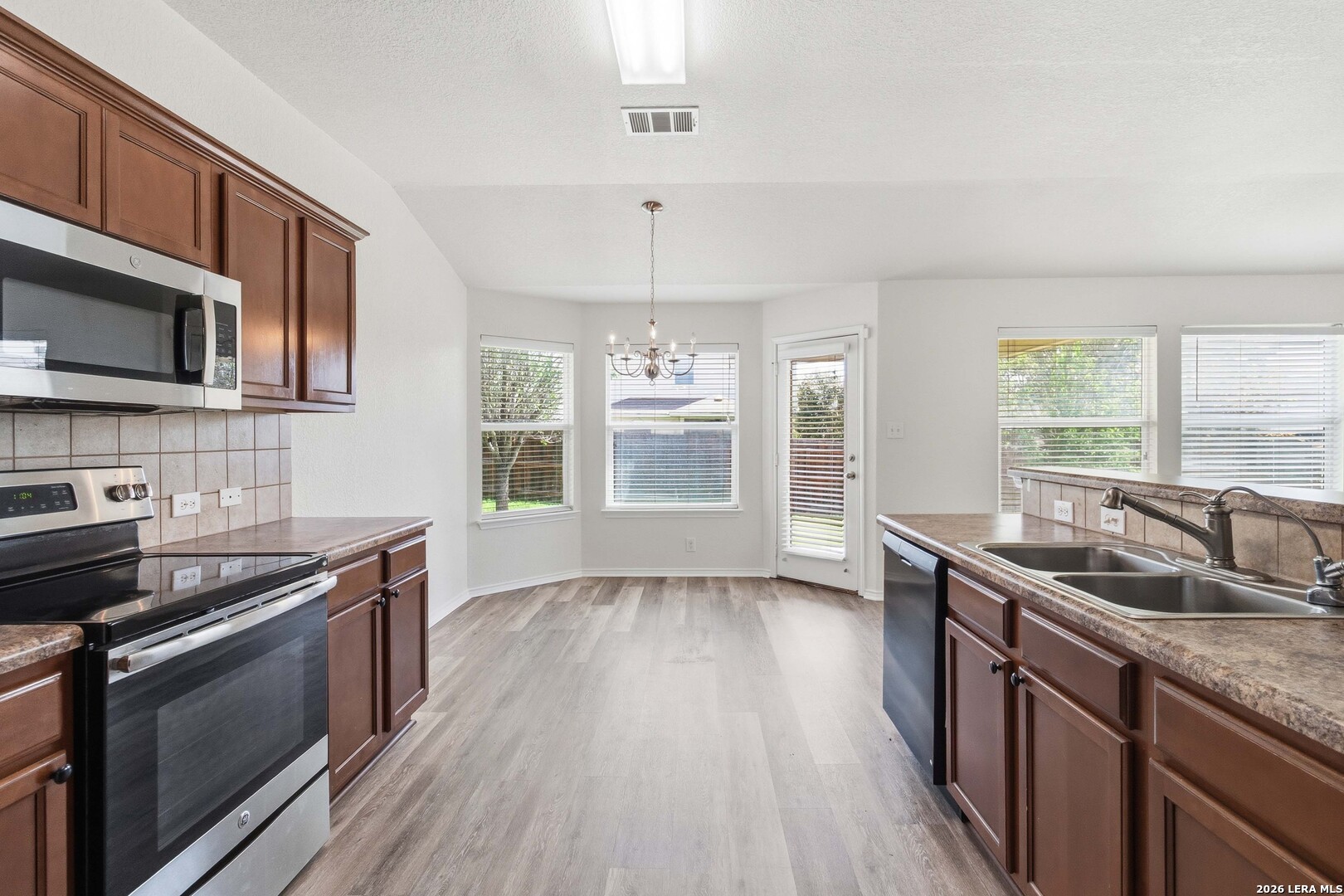 2423 Dimmitt Drive New Braunfels TX 78130