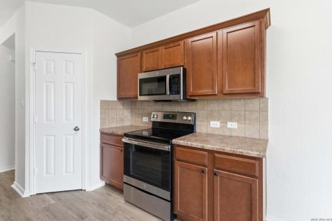 2423 Dimmitt Drive New Braunfels TX 78130