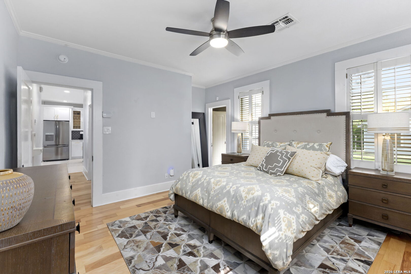211 W Norwood Court San Antonio TX 78212