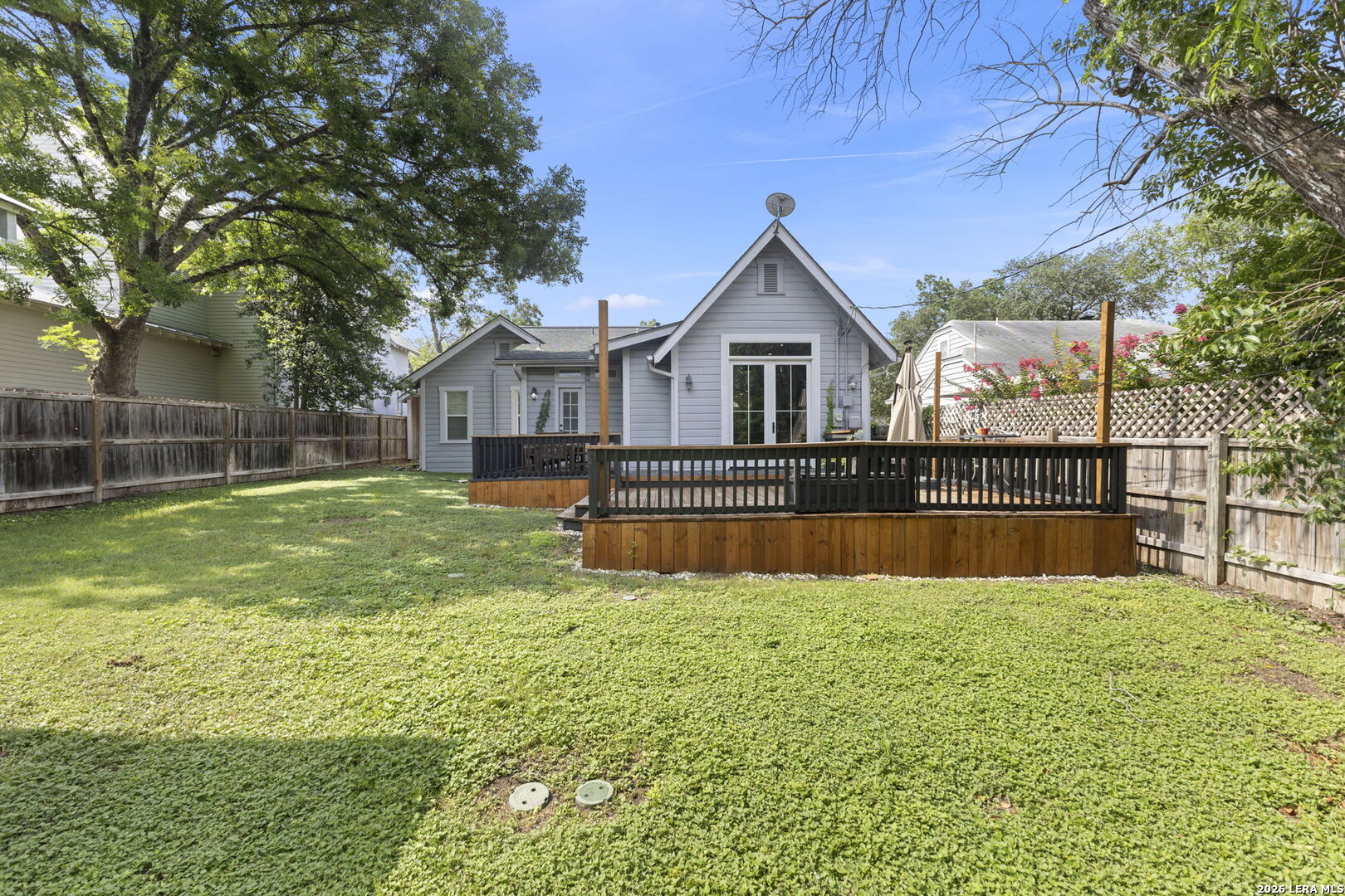 211 W Norwood Court San Antonio TX 78212