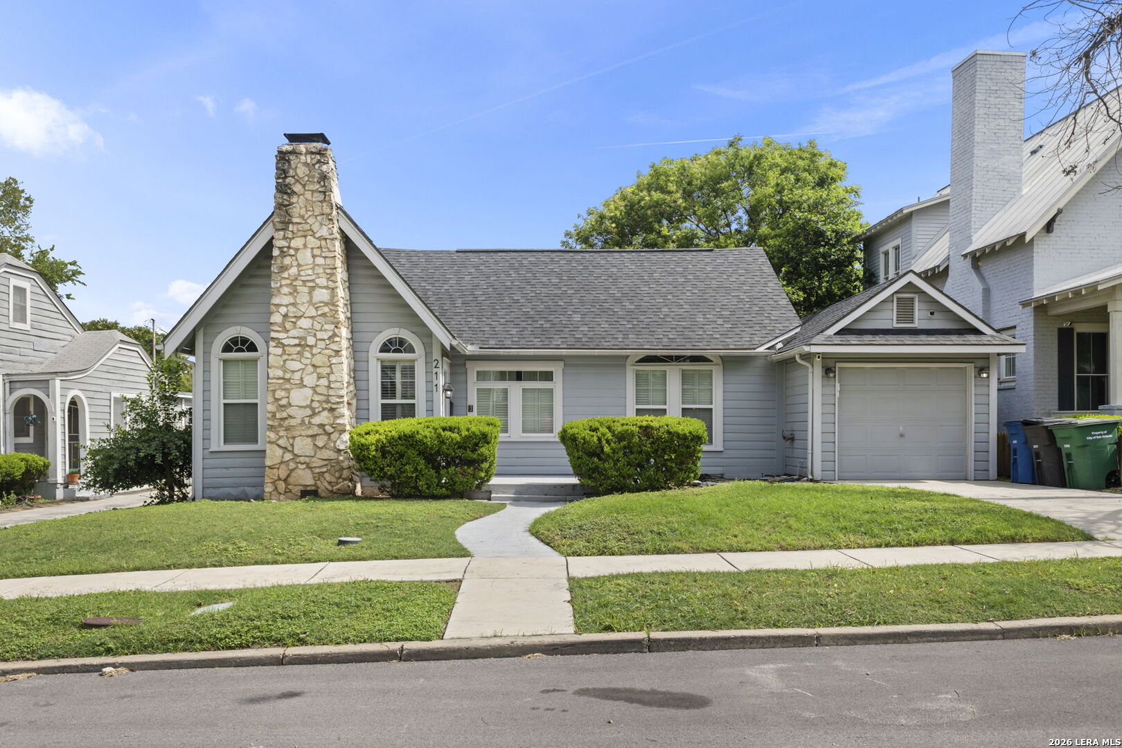 211 W Norwood Court San Antonio TX 78212