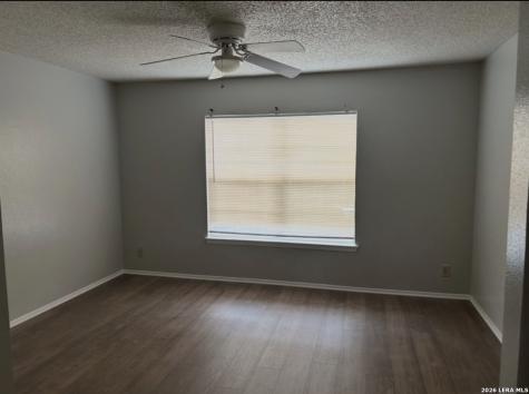 1915 Crossgate Park San Antonio TX 78247