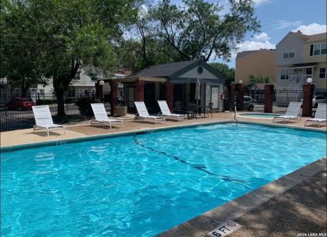 1915 Crossgate Park San Antonio TX 78247