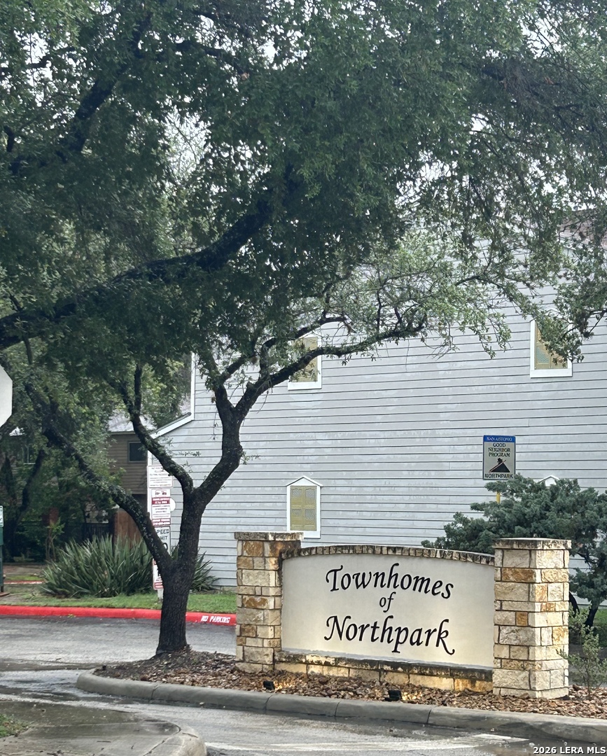 1915 Crossgate Park San Antonio TX 78247