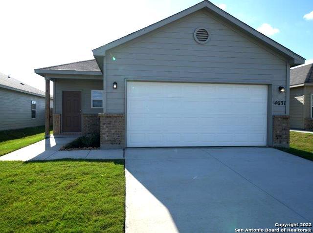 14631 Stirrup Trace Elmendorf TX 78112