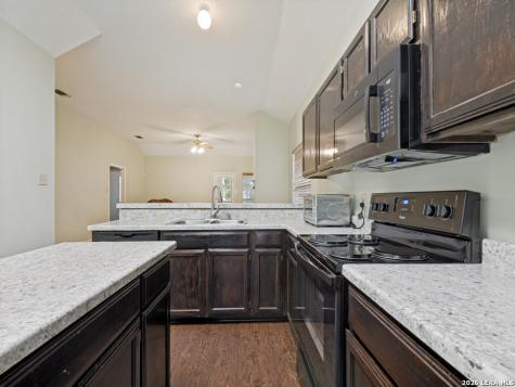 7930 Viking Trail San Antonio TX 78250