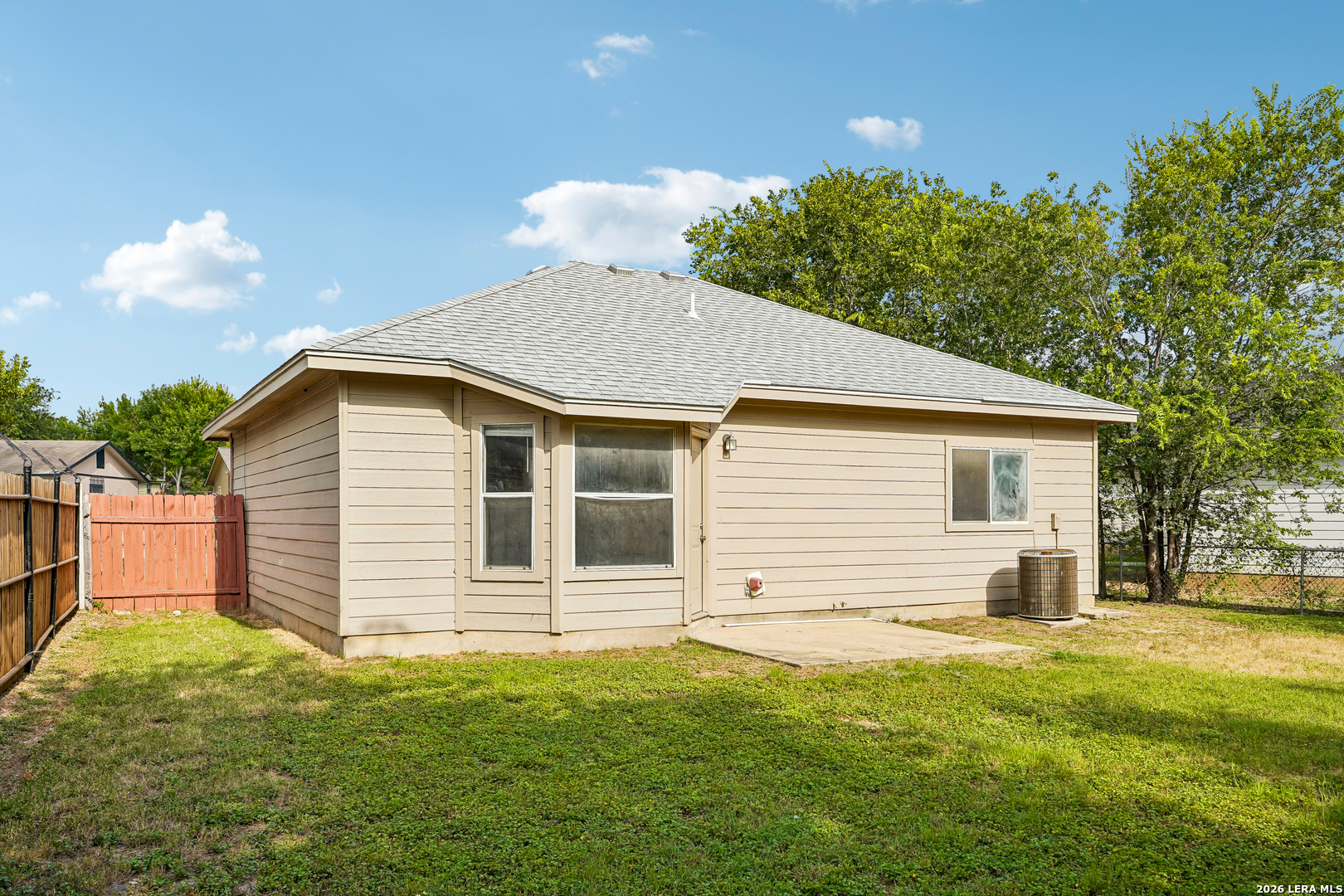 708 S Brownleaf Street San Antonio TX 78227
