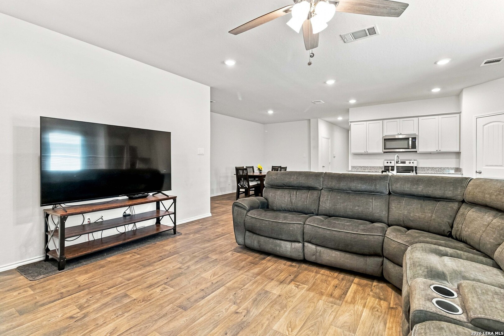 1017 Norway Drive Seguin TX 78155
