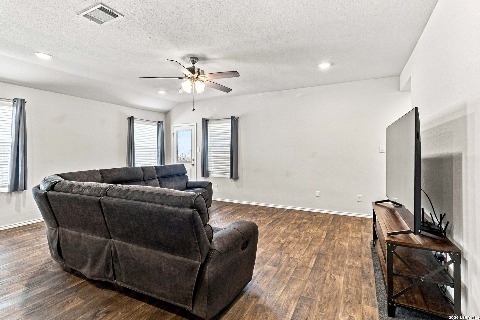 1017 Norway Drive Seguin TX 78155