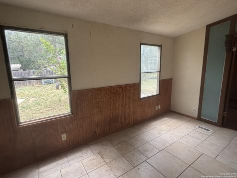 7714 Whartons Dock Bandera TX 78003