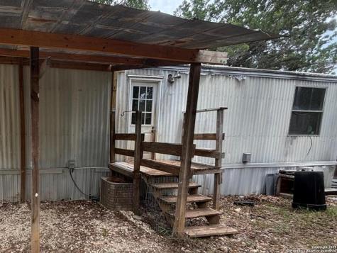 7714 Whartons Dock Bandera TX 78003