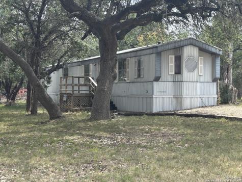 7714 Whartons Dock Bandera TX 78003