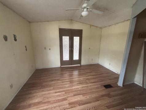 7714 Whartons Dock Bandera TX 78003