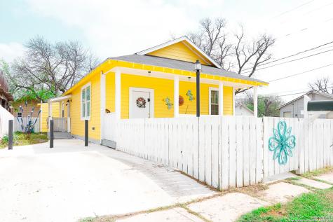 326 N East Lane Uvalde TX 78801