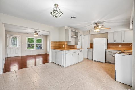 215 Hialeah Avenue San Antonio TX 78218