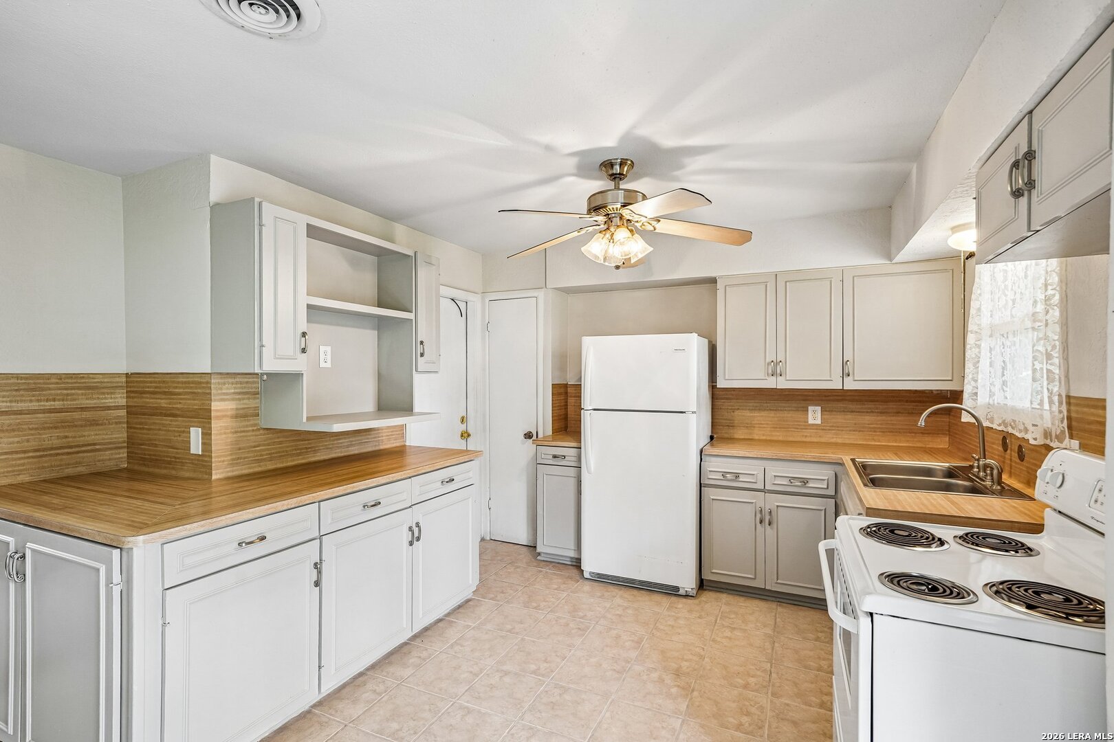215 Hialeah Avenue San Antonio TX 78218