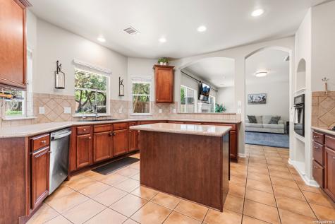 3319 Roan Valley San Antonio TX 78259