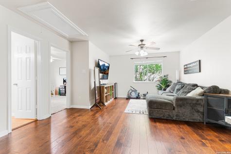 3319 Roan Valley San Antonio TX 78259