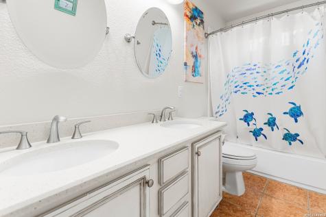 3319 Roan Valley San Antonio TX 78259