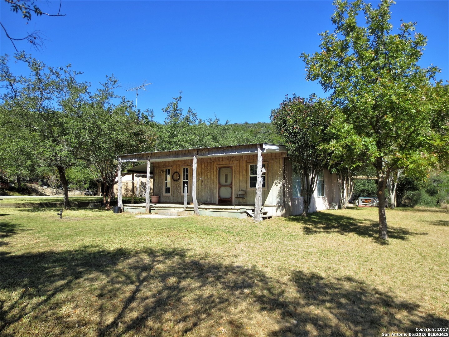 824 Juniper Road Tarpley TX 78883