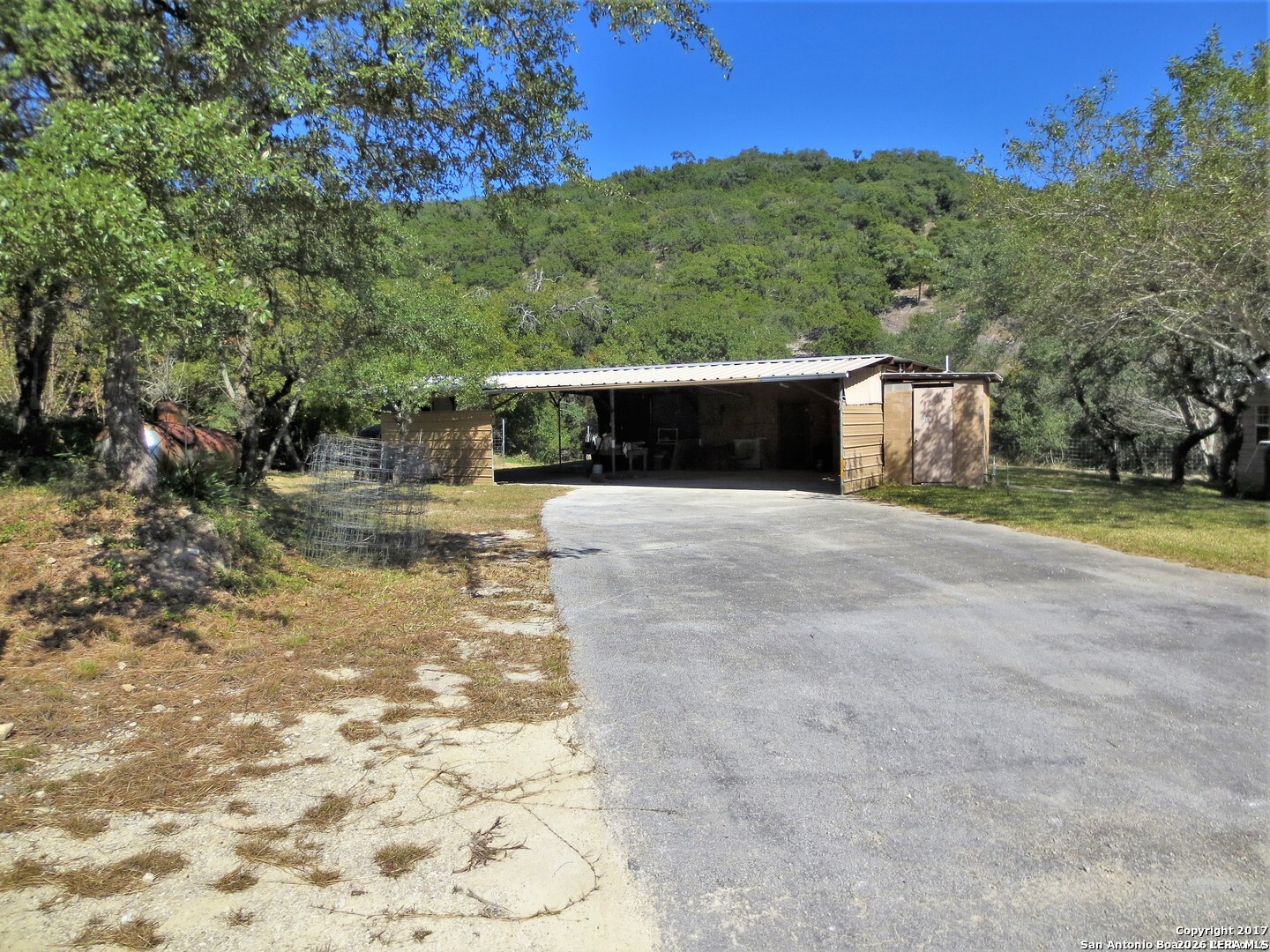824 Juniper Road Tarpley TX 78883