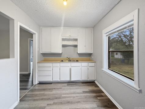 842 Price Avenue San Antonio TX 78211