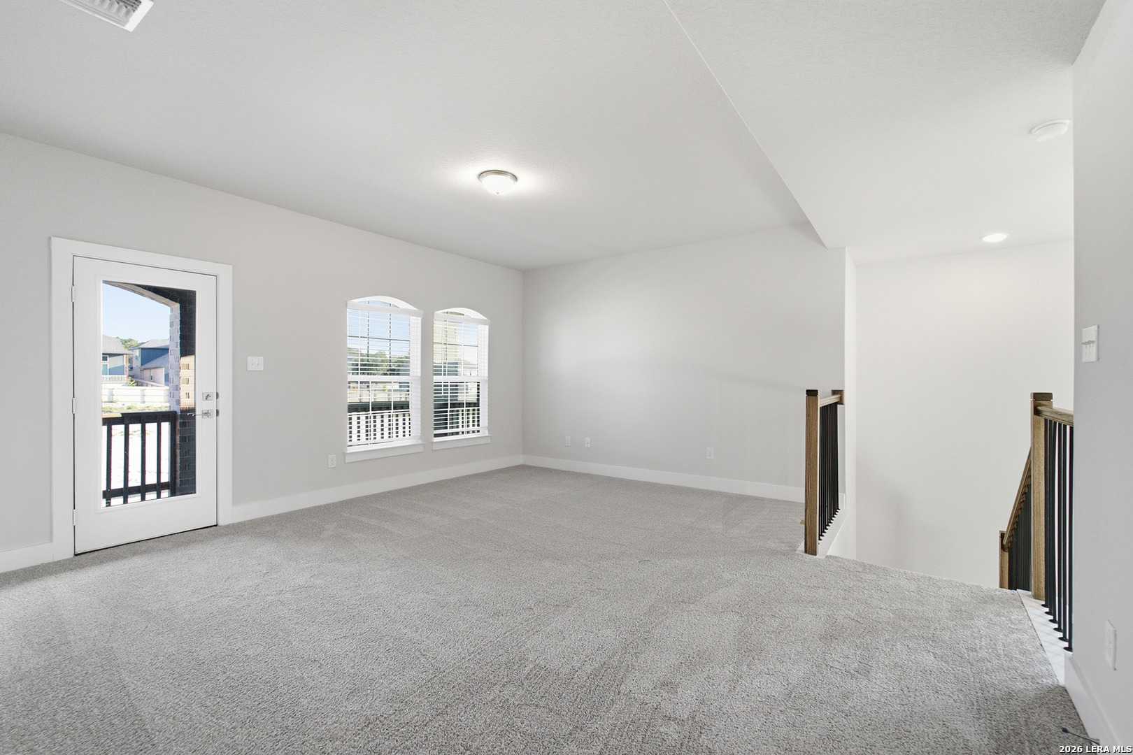 192 Ednie Lane Mico TX 78066