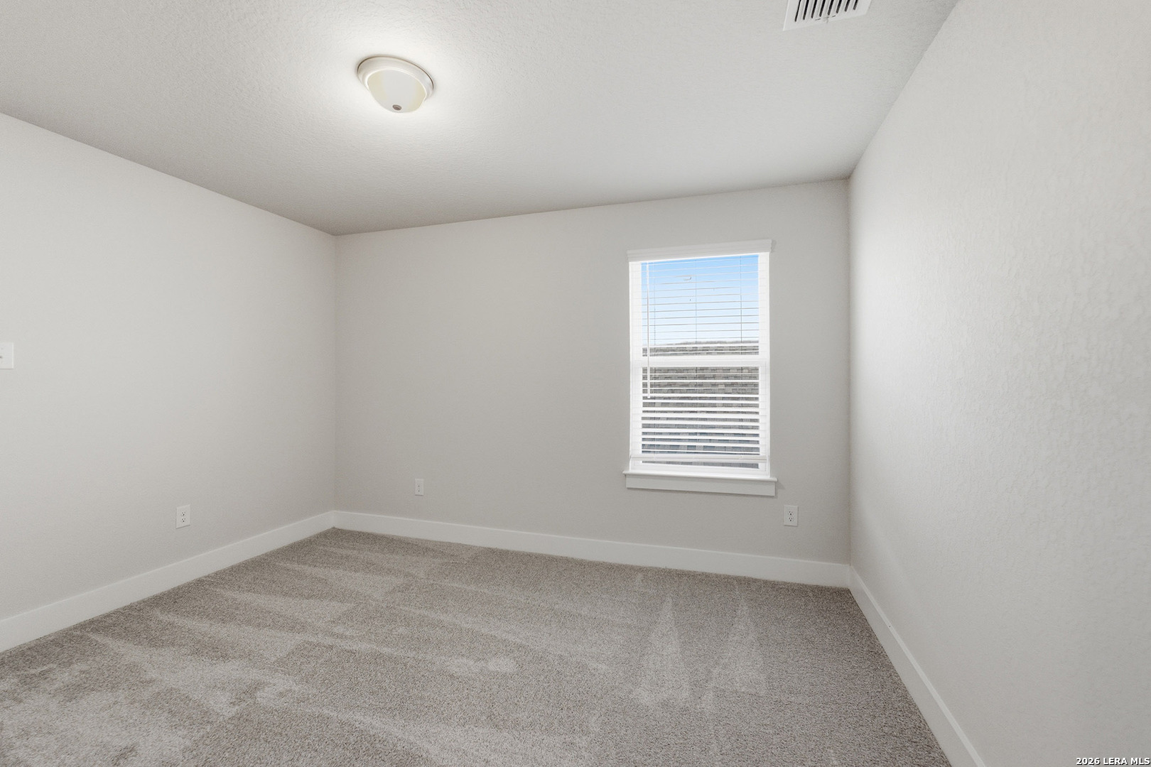 192 Ednie Lane Mico TX 78066