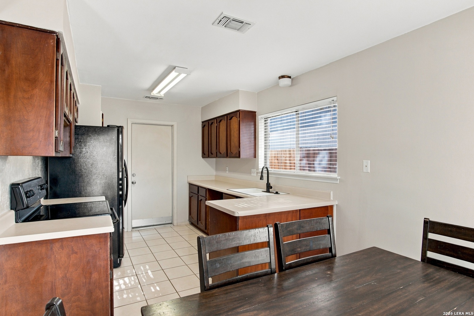 3827 Briar Hollow Street San Antonio TX 78247