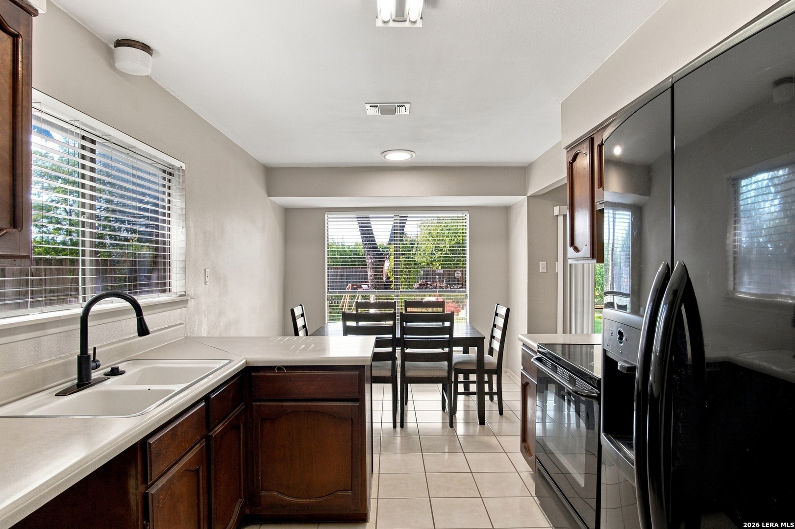 3827 Briar Hollow Street San Antonio TX 78247