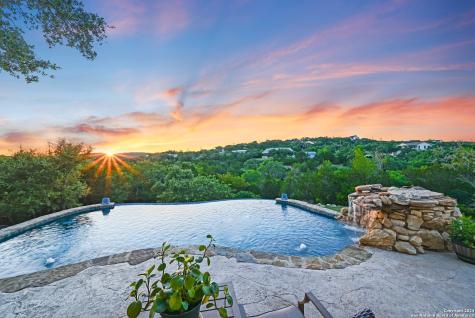 1007 La Paloma Drive Canyon Lake TX 78133