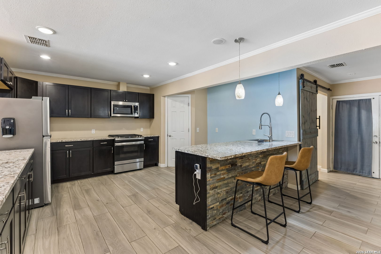 3203 Shady Springs San Antonio TX 78230