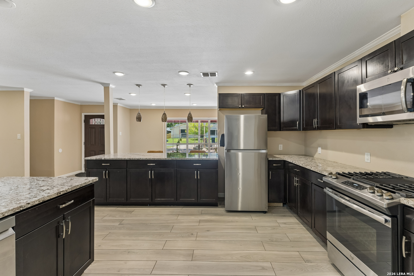 3203 Shady Springs San Antonio TX 78230