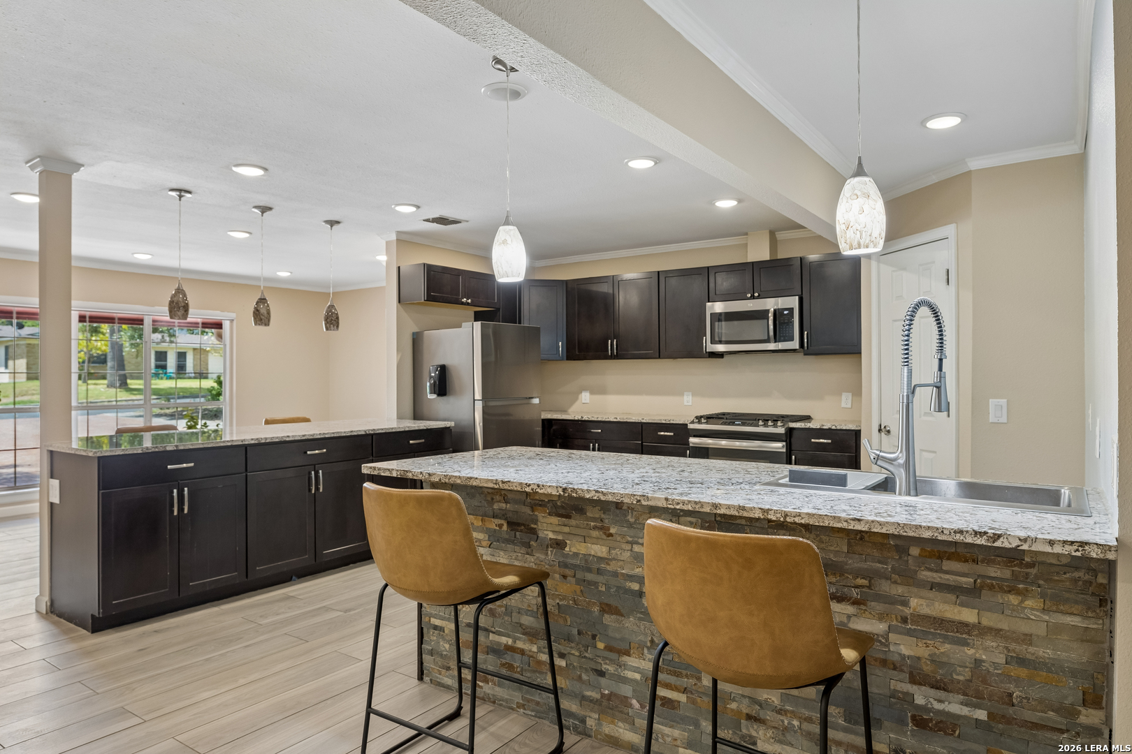 3203 Shady Springs San Antonio TX 78230