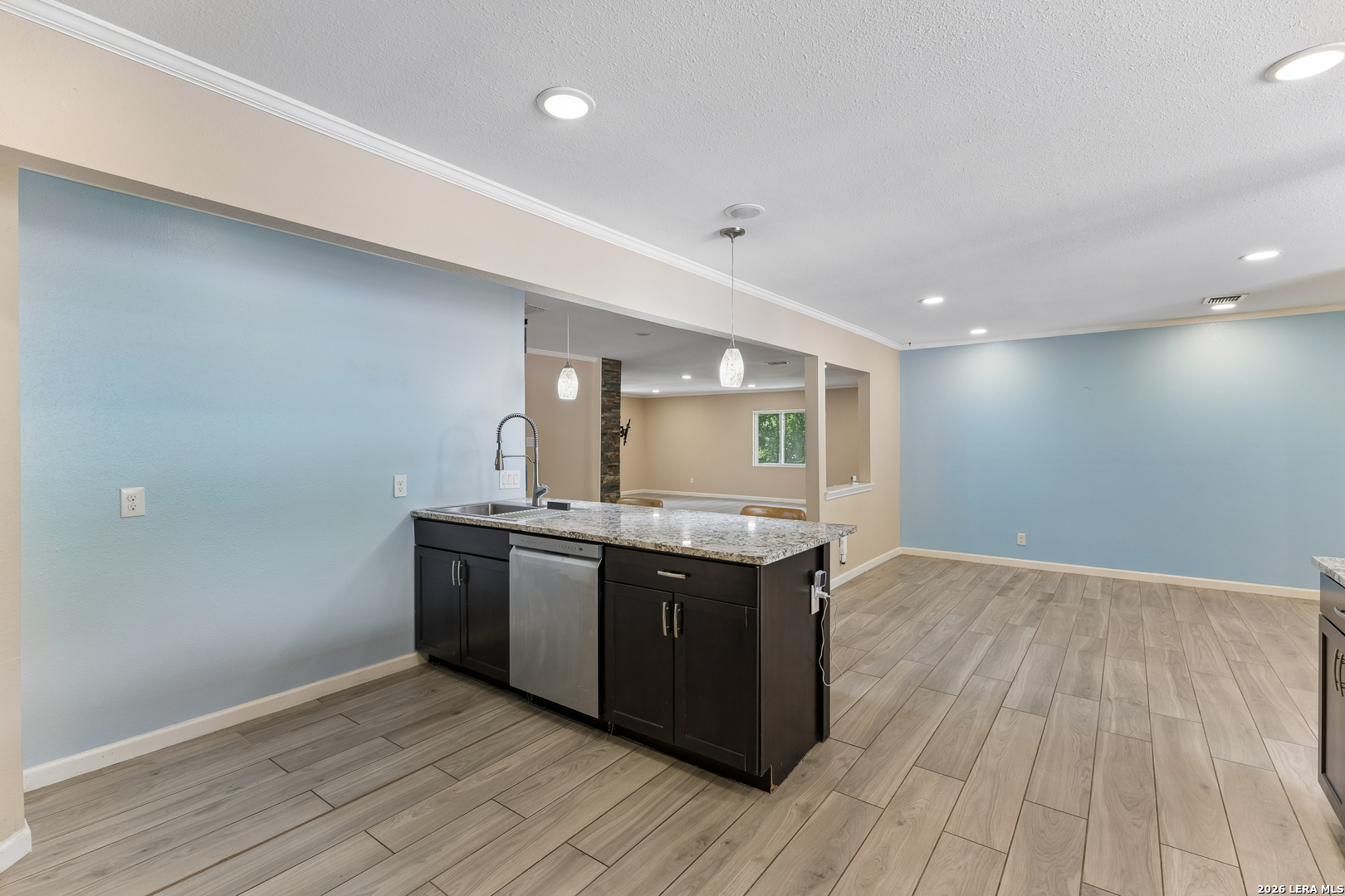 3203 Shady Springs San Antonio TX 78230