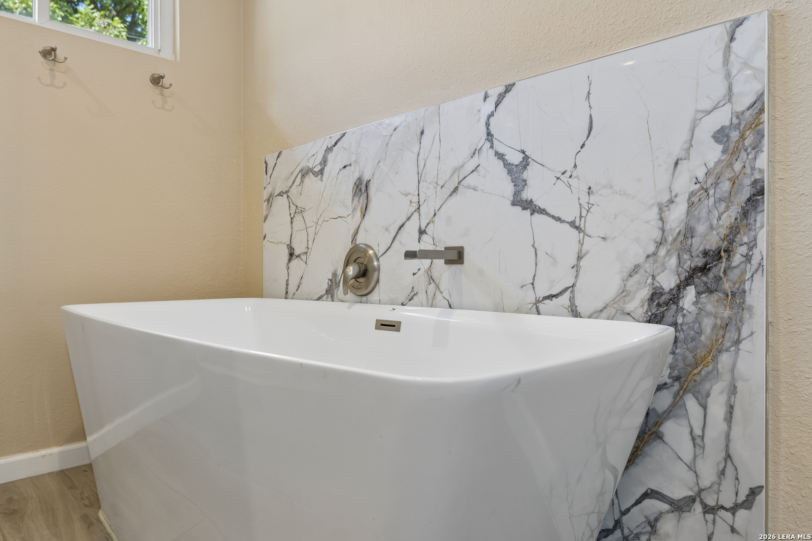 3203 Shady Springs San Antonio TX 78230