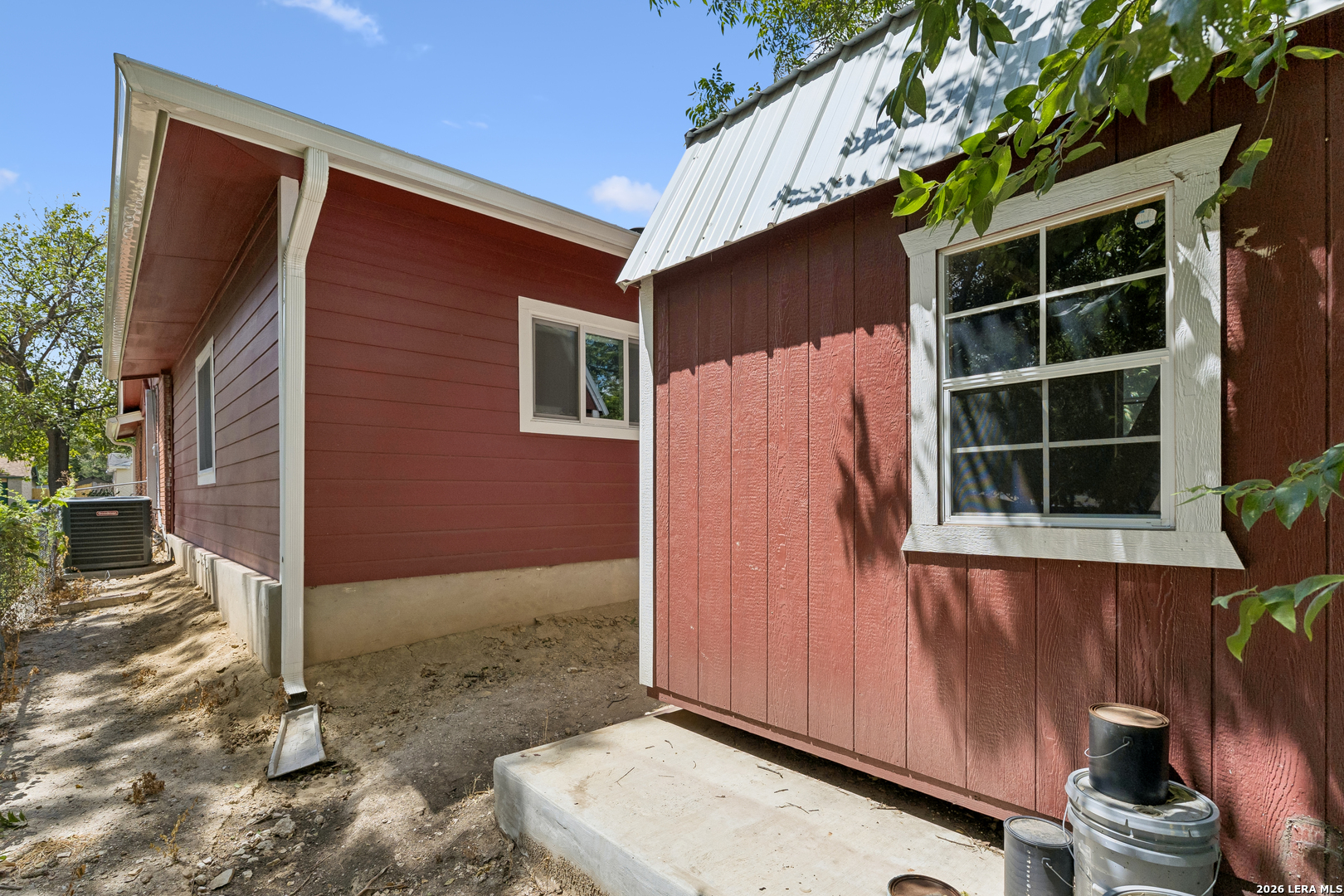 3203 Shady Springs San Antonio TX 78230