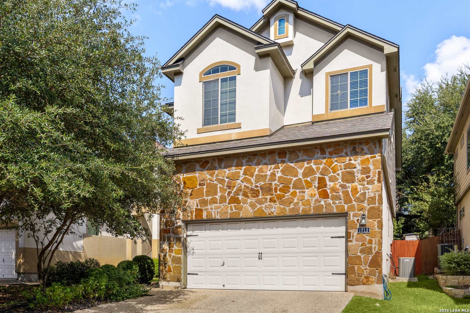 1311 Cresswell Cove San Antonio TX 78258