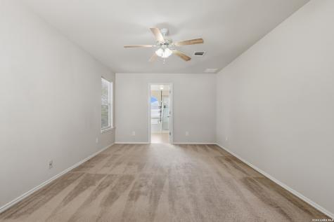 10815 Bearwolf Bay San Antonio TX 78245