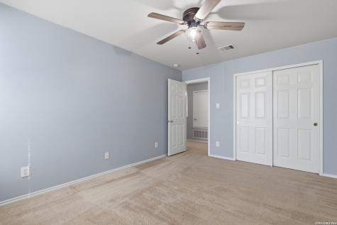10815 Bearwolf Bay San Antonio TX 78245