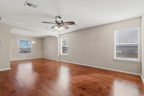 10815 Bearwolf Bay San Antonio TX 78245