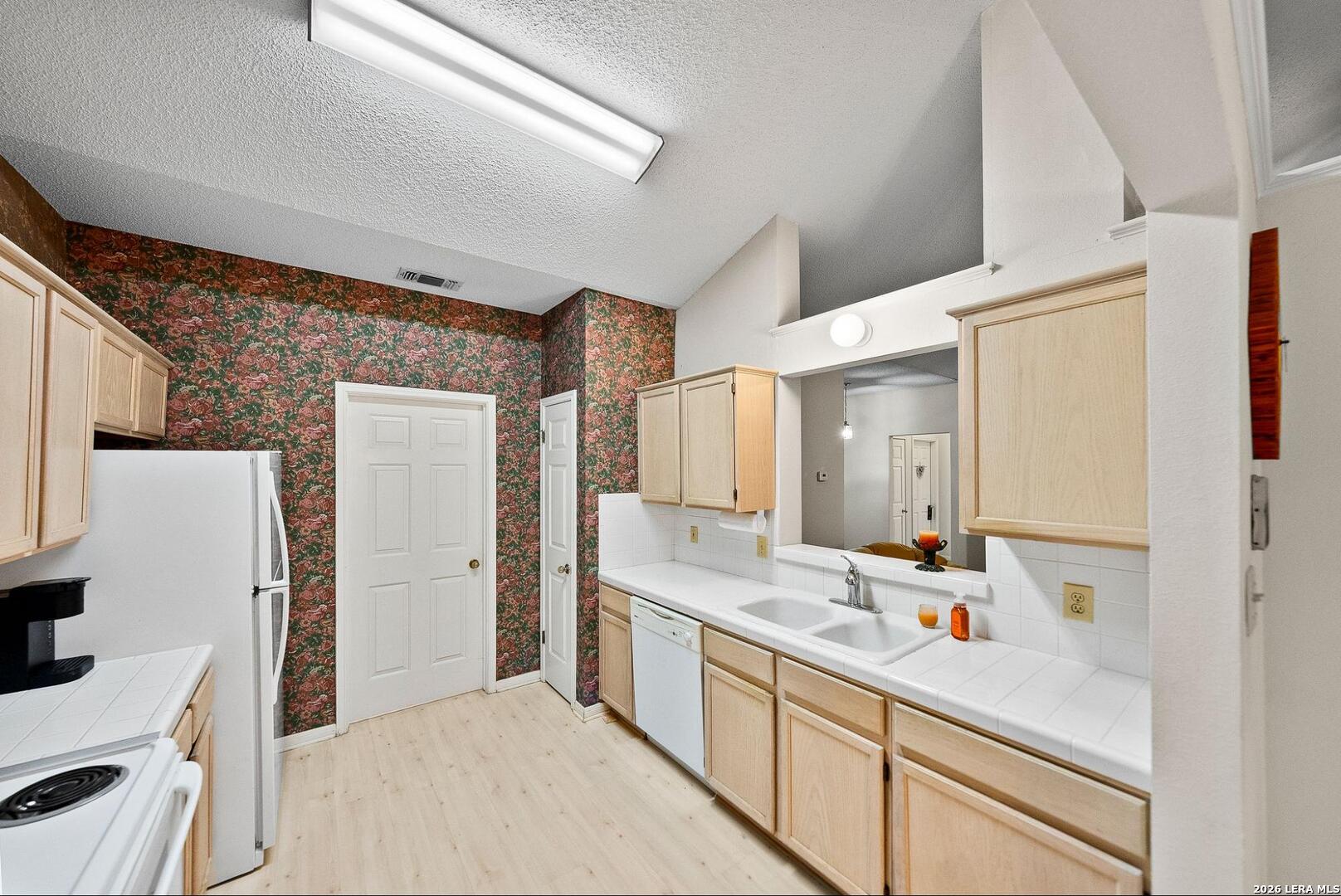6210 Colony Creek San Antonio TX 78240