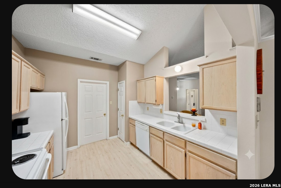 6210 Colony Creek San Antonio TX 78240