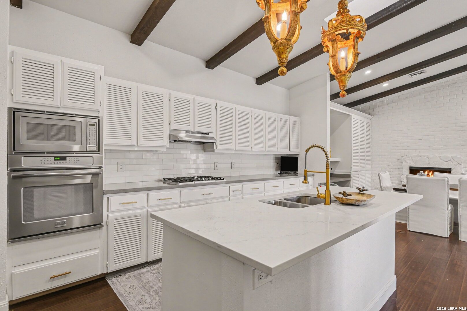 7062 Mccullough Avenue San Antonio TX 78216