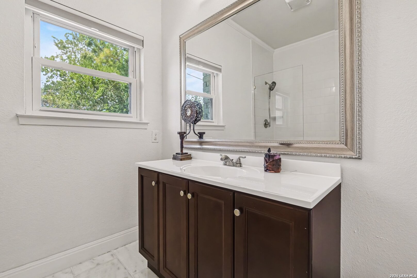 7062 Mccullough Avenue San Antonio TX 78216