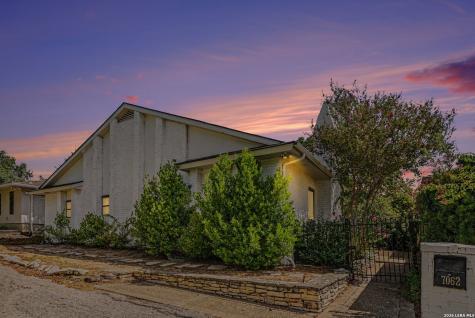 7062 Mccullough Avenue San Antonio TX 78216
