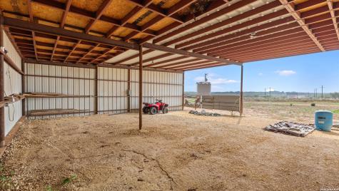 6286 Farm To Market 2146 Jourdanton TX 78026