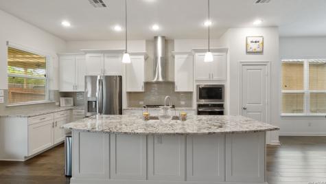 6918 Bella Verso San Antonio TX 78256
