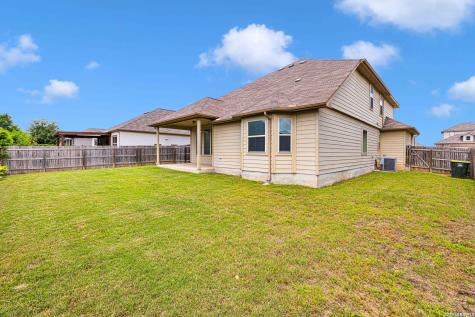 4544 Meadow Green Schertz TX 78108